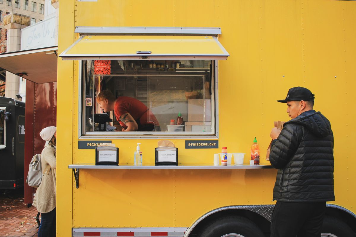 Microfranchise in the form of a food truck